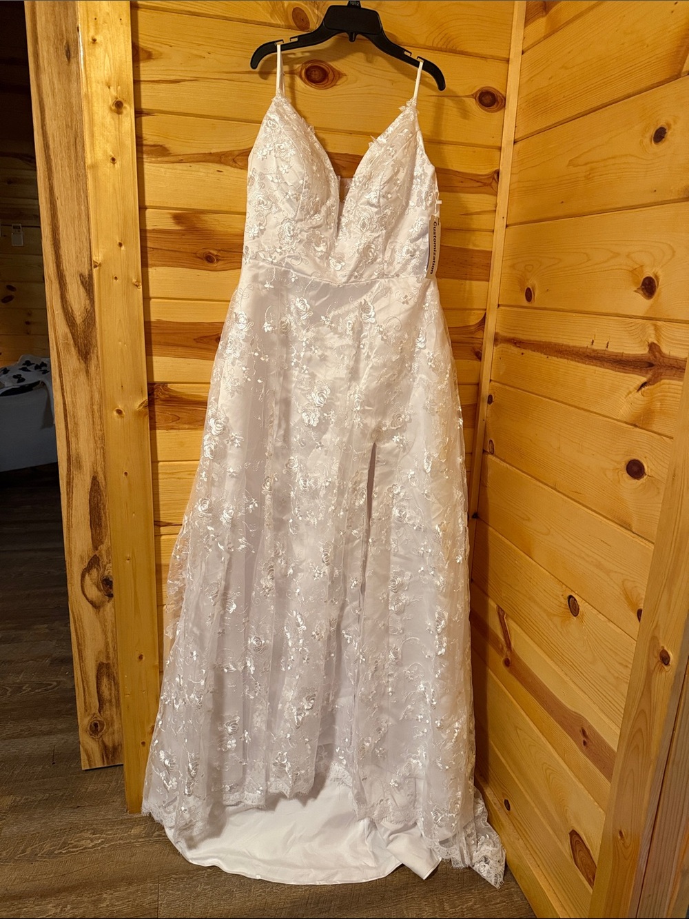 Amazon White Floral Lace A-Line Spaghetti Strap Wedding Dress